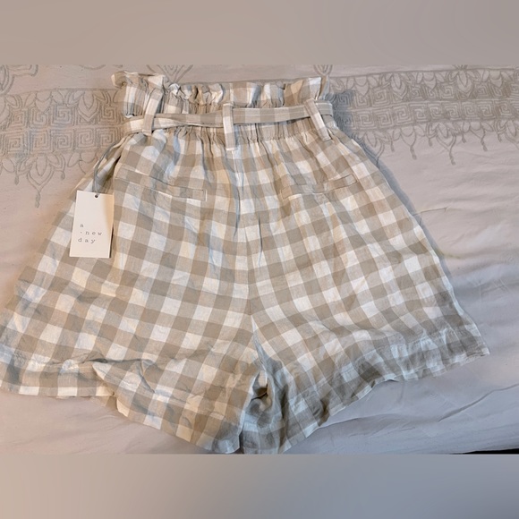 Checkered shorts - Picture 2 of 6